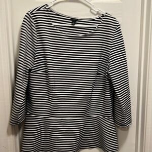 Beautiful and flattering black and white striped Ann Taylor Factory Top. Size XL